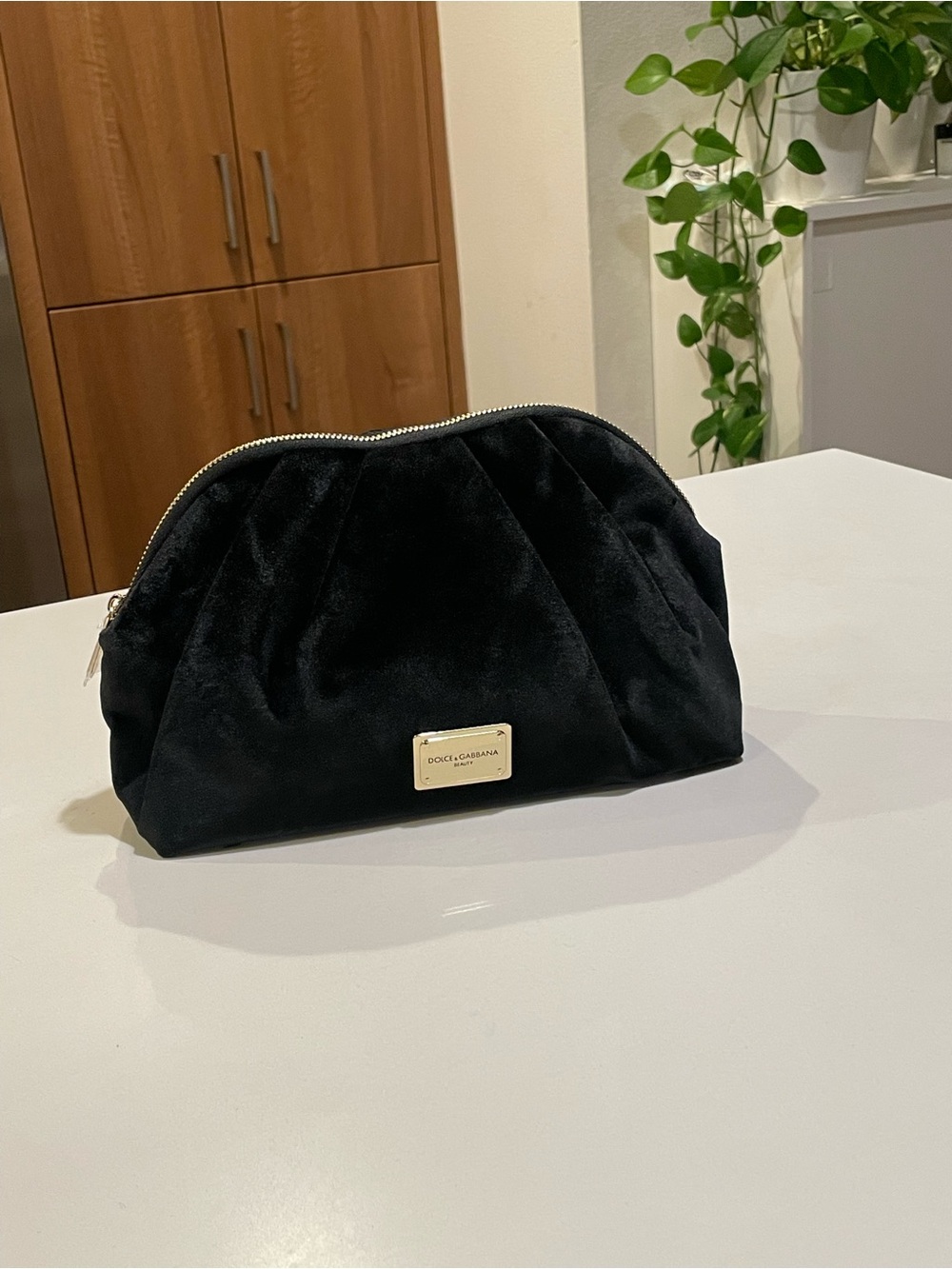 D & G Luxury Beauty Black Velvet Cosmetic Pouch
